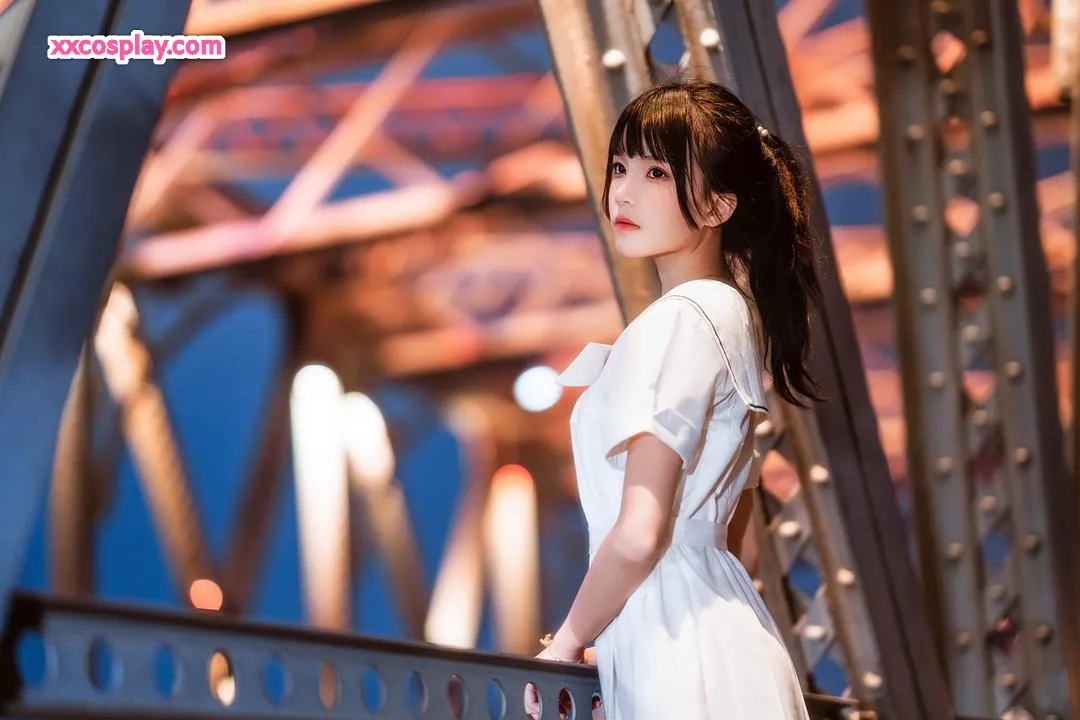 Sakuratomonya - Liguang: Night Bridge Allure